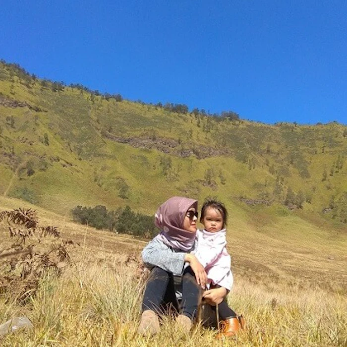 7 Rekomendasi Produk yang Perlu Disiapkan saat Wisata Outdoor Bersama Anak