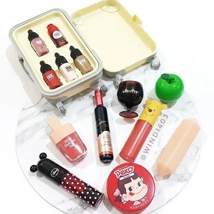 8 Rekomendasi Produk Perona Bibir dengan Kemasan Menggemaskan