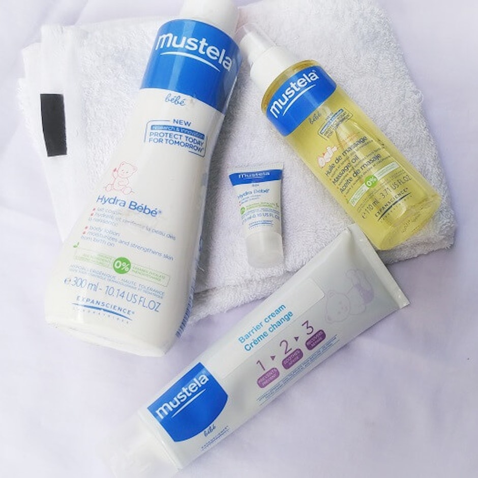 8 Rekomendasi Produk Perawatan Kulit dan Rambut Bayi yang Aman dan Nyaman