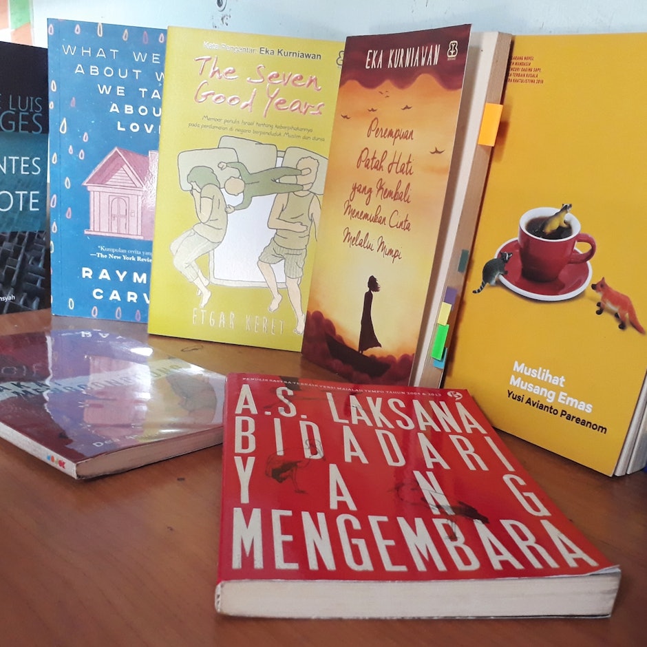 7 Rekomendasi Buku Kumpulan Cerita yang Asyik Dibaca Ulang Saat #dirumahaja