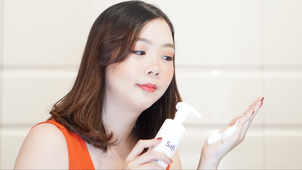 9 Rekomendasi Produk Facial Wash untuk Kulit Kering dan Sensitif