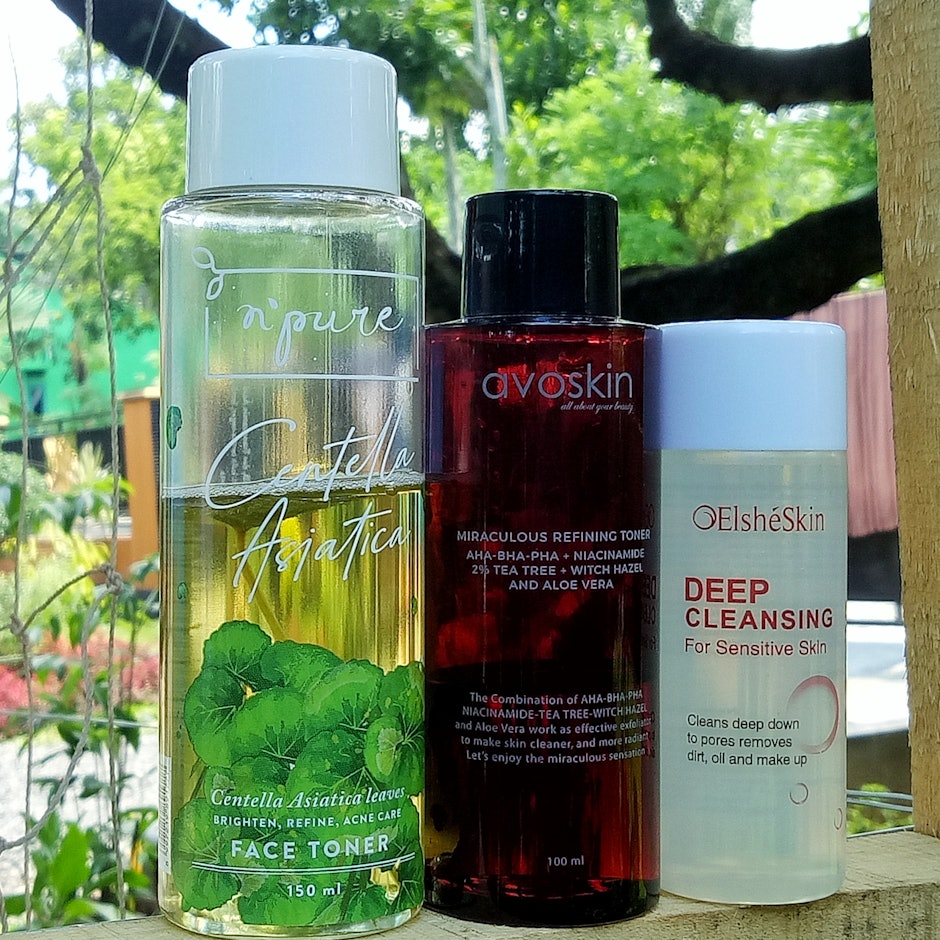 7 Rekomendasi Produk Skincare Lokal untuk Kulit Kering dan Berjerawat
