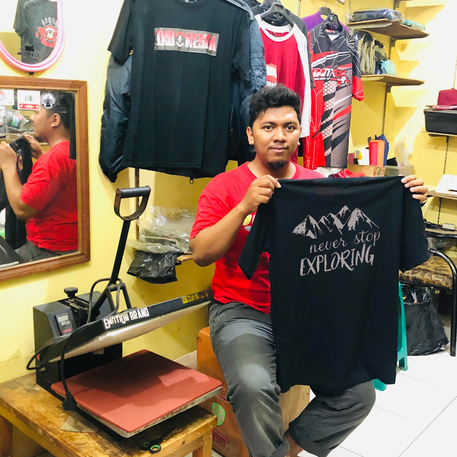 7 Rekomendasi Produk untuk Memulai Usaha Sablon Kaos Digital