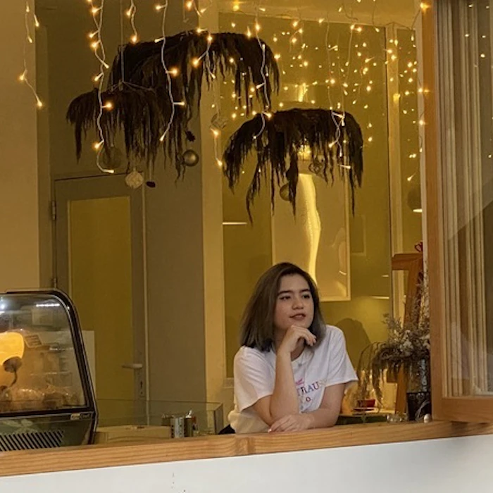 Beauty: 10 Produk Makeup Lokal yang Wajib Diketahui Rekomendasi Thalia Ivanka