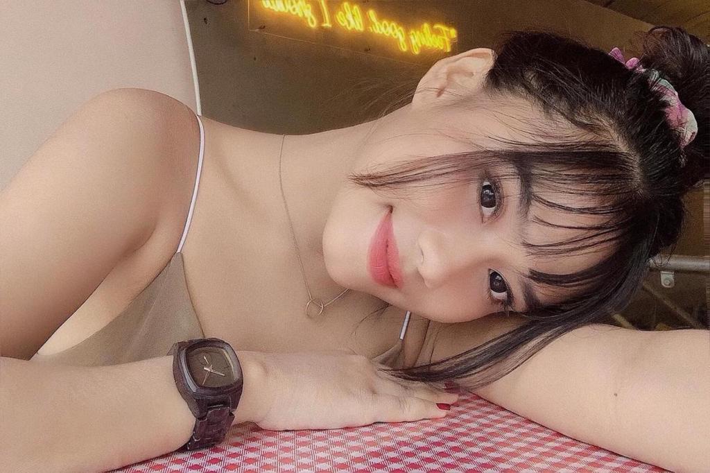 Beauty: 7 Produk Makeup ke Kantor Rekomendasi Fatma Melati 