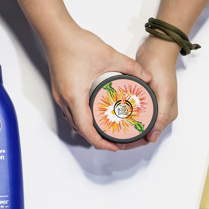 7 Rekomendasi Body Lotion untuk Kulit Kering