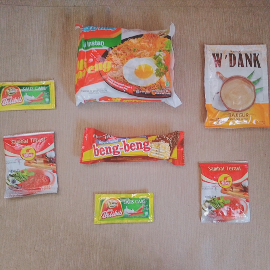 7 Rekomendasi Pilihan Makanan dan Minuman untuk Oleh-oleh ke Luar Negeri