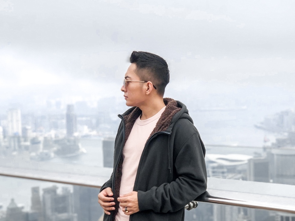 Olahraga: 7 Outfit untuk Tampil Kece di Gym Rekomendasi Adi Syahreza