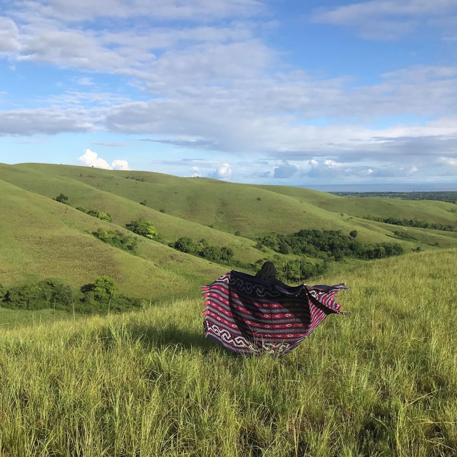 7 Rekomendasi Barang Penting yang Sebaiknya Dibawa Saat Solo Traveling