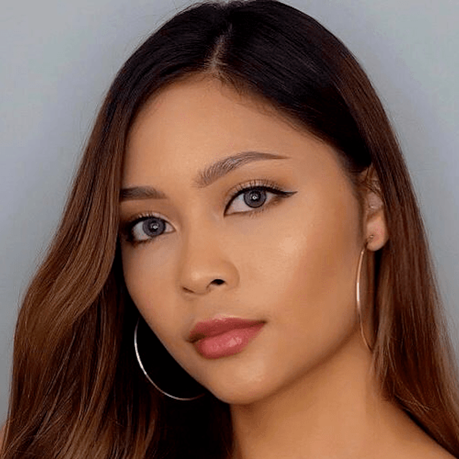 9 Rekomendasi Produk Makeup Sehari-hari untuk Pemula