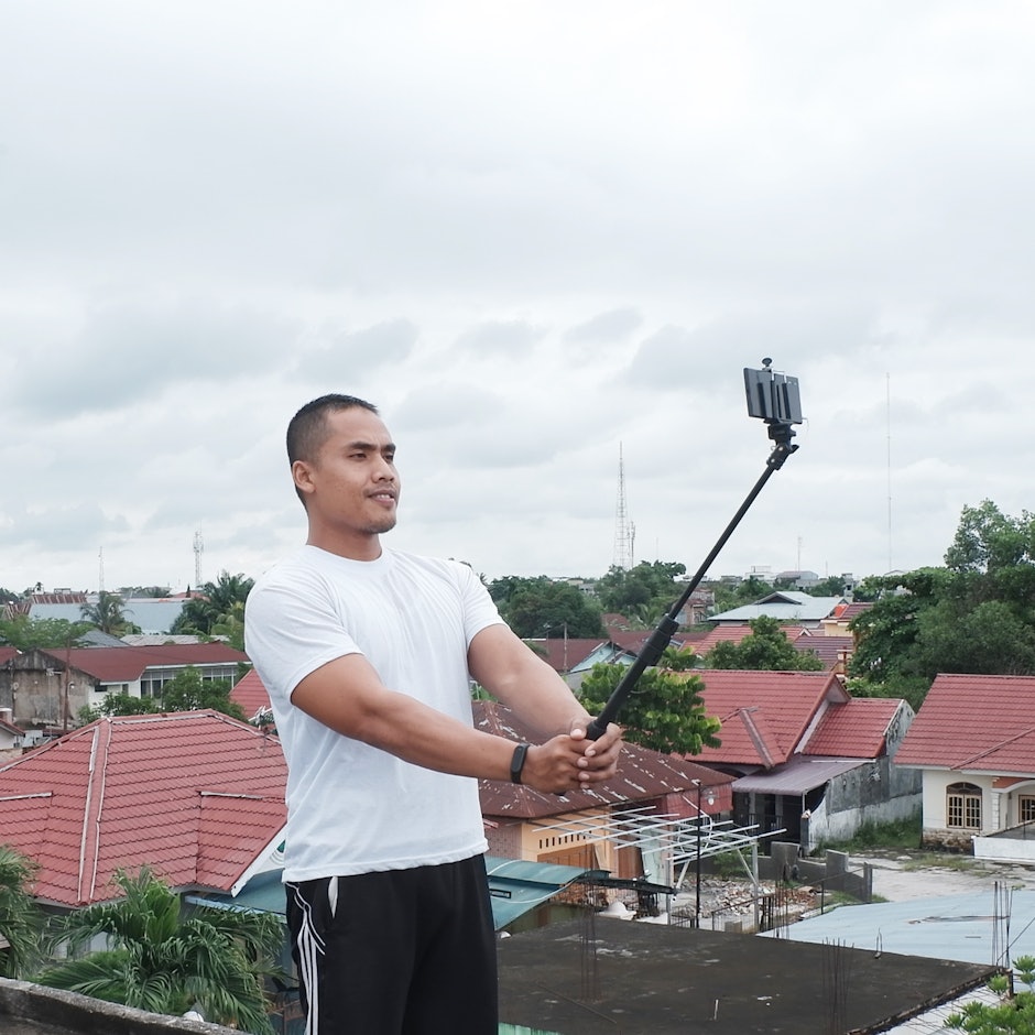 7 Rekomendasi Aksesori Smartphone yang Sebaiknya Dibawa Saat Traveling