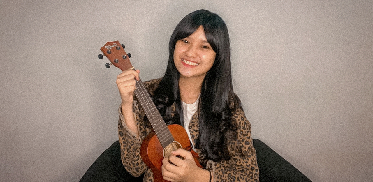 7 Rekomendasi Peralatan untuk Membuat Video Cover Lagu dengan Ukulele