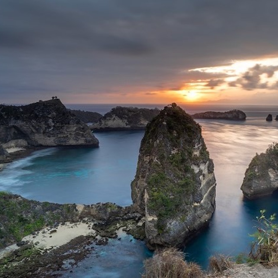 7 Rekomendasi Produk Perlengkapan Fotografi Super Kece untuk Fotografer Wanita