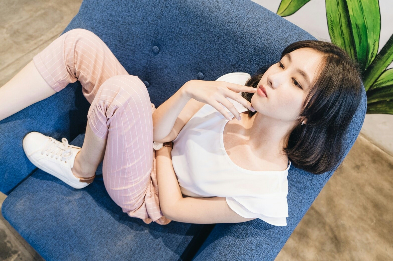 Skincare: 7 Facial Wash untuk Kulit Sensitif Rekomendasi Dhike