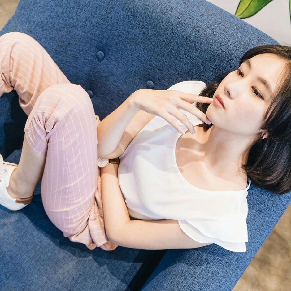 Skincare: 7 Facial Wash untuk Kulit Sensitif Rekomendasi Dhike