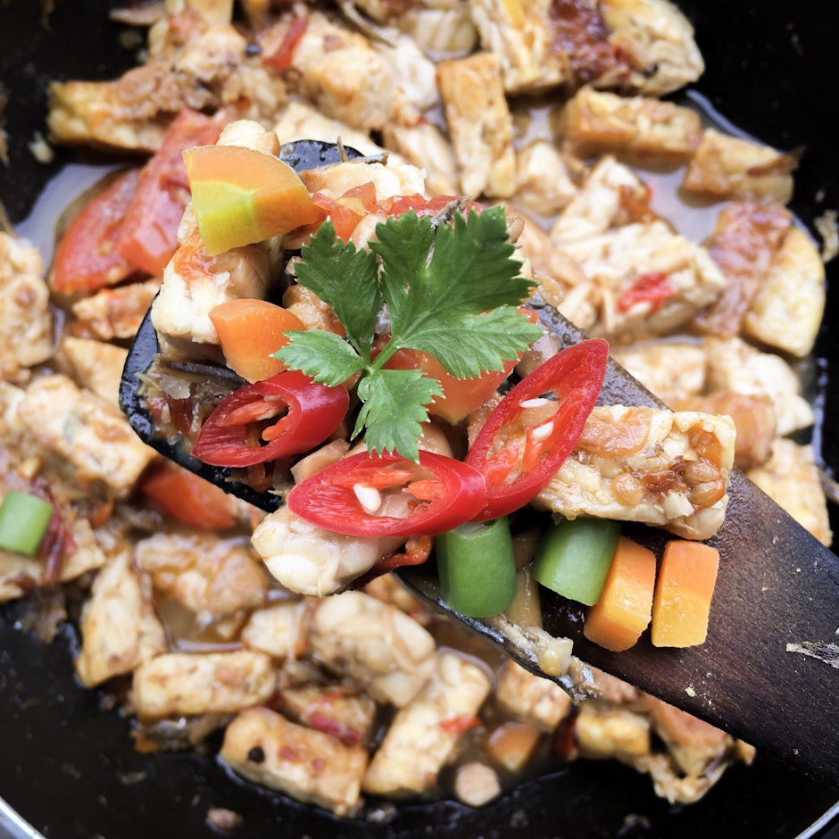 8 Rekomendasi Produk Kecap dan Saus untuk Membuat Makanan Semakin Lezat