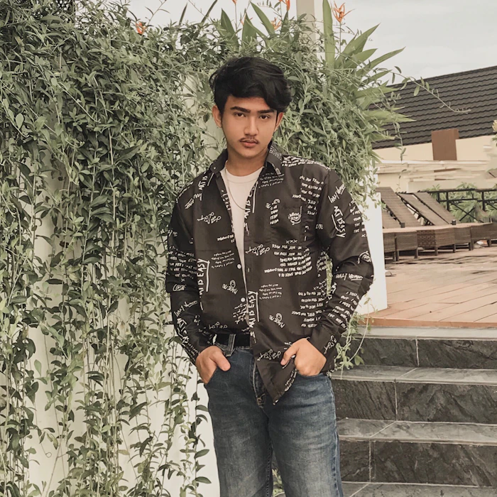 7 Rekomendasi Fashion Items Pria untuk ke Kampus yang Dijamin Membuat Kalian Lebih Percaya Diri
