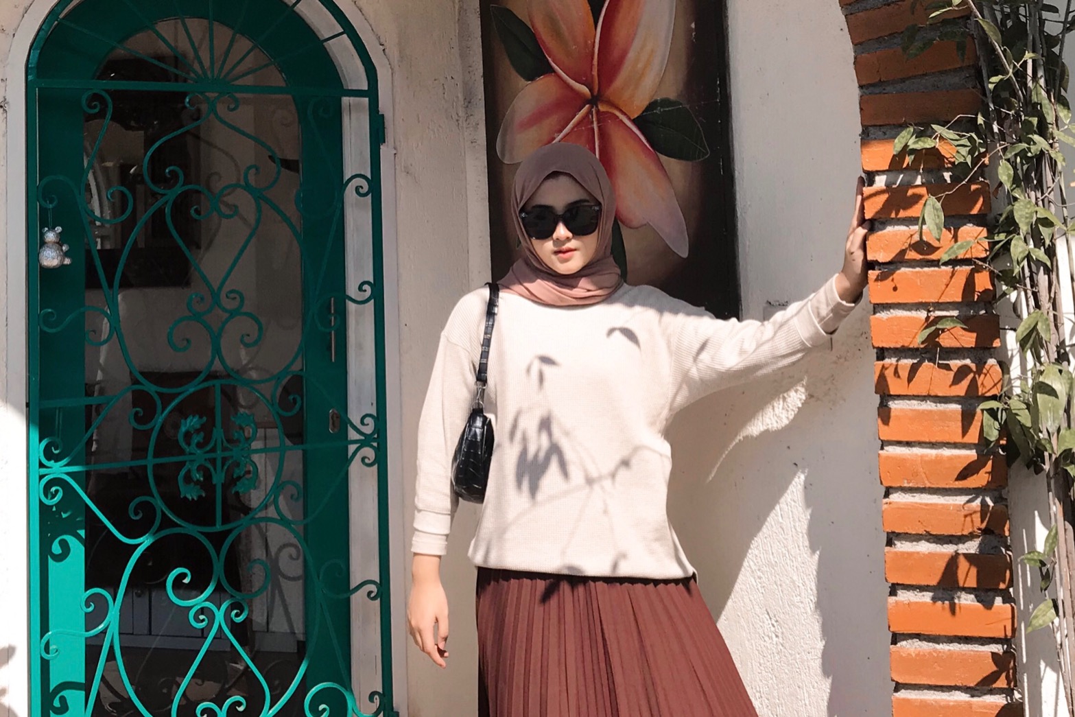 Top 7 Rekomendasi Items untuk OOTD Street Hijab