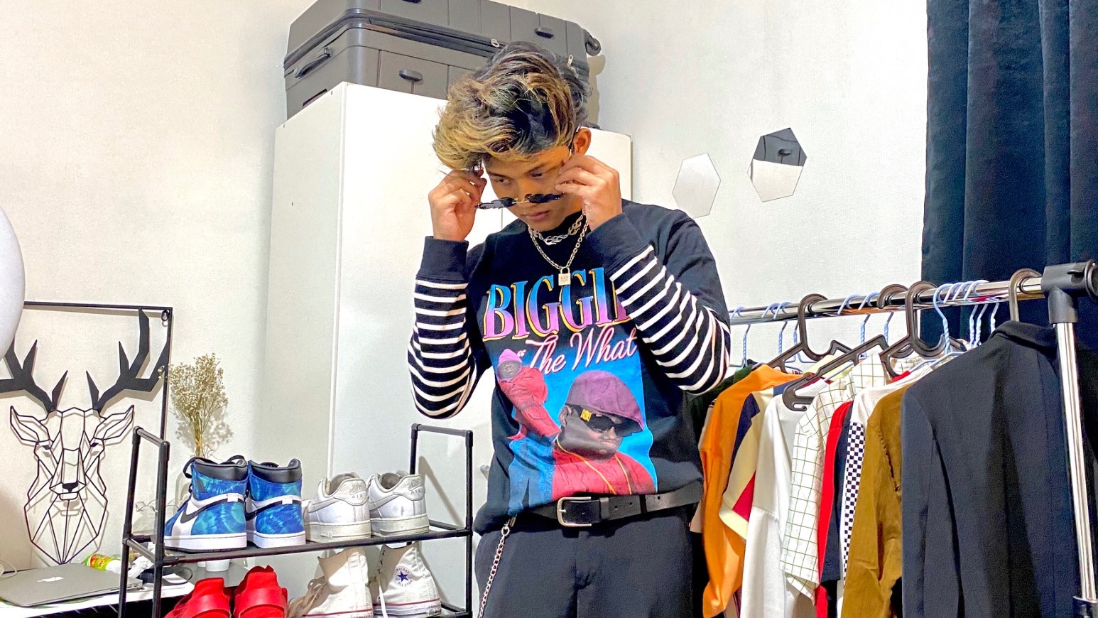 10 Rekomendasi Fashion Items untuk Bergaya ala E-Boys 