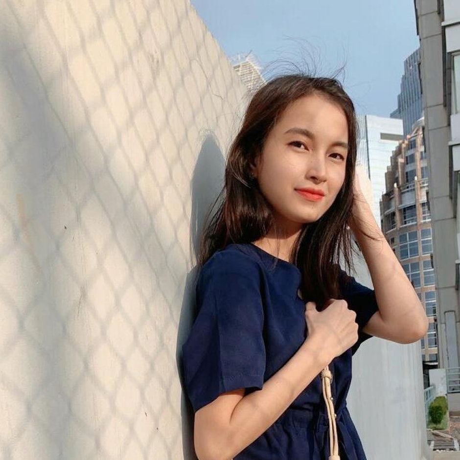 Beauty: 10 Produk Kecantikan yang Wajib Dibawa Saat Liburan Rekomendasi Citra Ayu