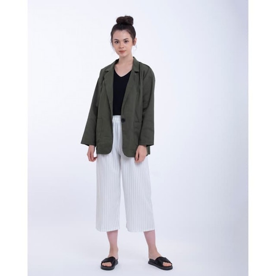 This Is April Cora Blazer Translation missing: id.activerecord.decorators.item_part_image/alt