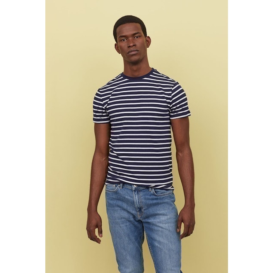 H&M Patterned T-shirt Muscle Fit Translation missing: id.activerecord.decorators.item_part_image/alt