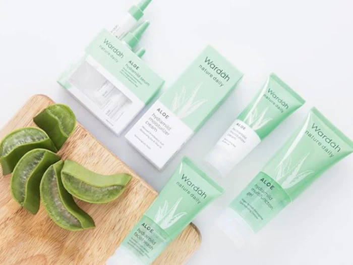 Wardah Nature Daily Aloe Hydramild Moisturizer Cream Translation missing: id.activerecord.decorators.item_part_image/alt