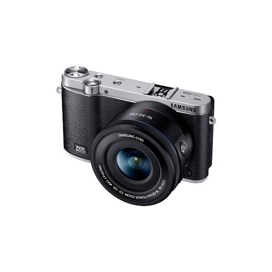 Samsung NX3000 with 20-50mm Lens and Flash Translation missing: id.activerecord.decorators.item_part_image/alt