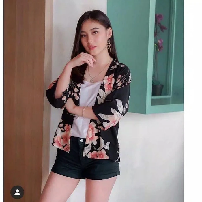 Cardigan Outwear Floral Translation missing: id.activerecord.decorators.item_part_image/alt