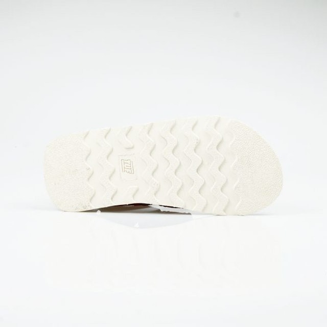Tuf Shoes Rainier - White Black Maroon Translation missing: id.activerecord.decorators.item_part_image/alt