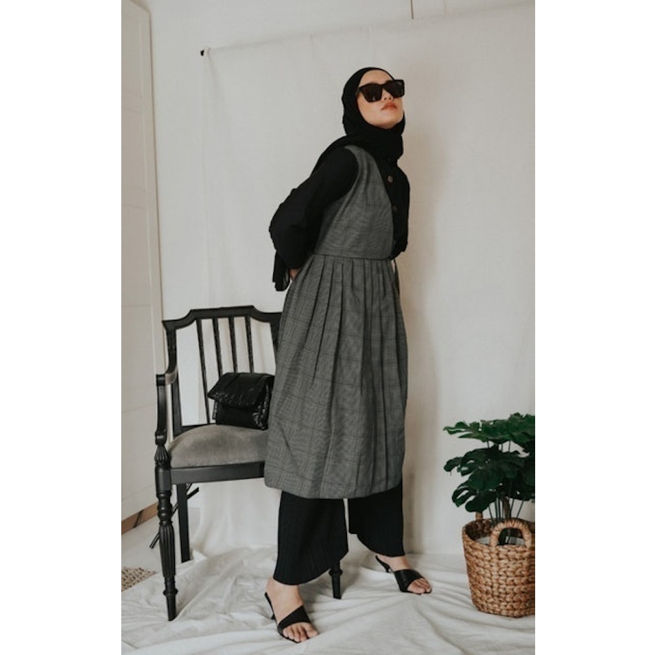 Shopataleen Isyana Tunik Translation missing: id.activerecord.decorators.item_part_image/alt