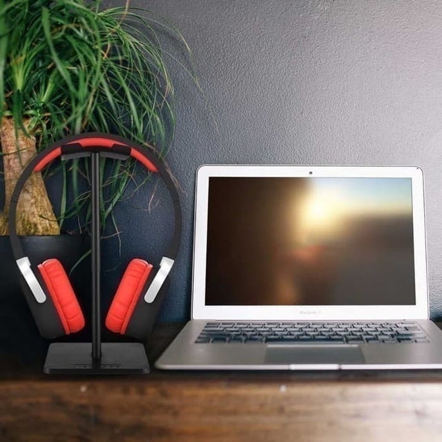 NEW BEE Universal Gaming Studio Headphone Stand Hanger Bracket Translation missing: id.activerecord.decorators.item_part_image/alt