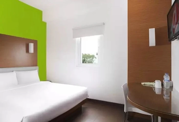 Amaris Hotel Malang Translation missing: id.activerecord.decorators.item_part_image/alt