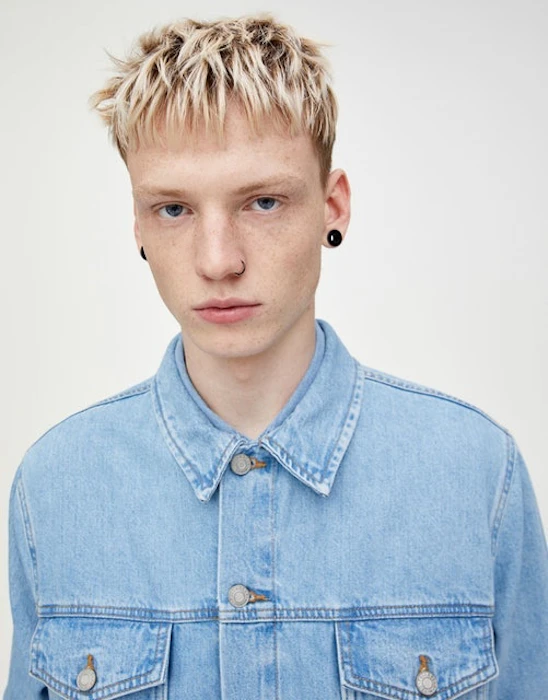 Pull and Bear Blue Denim Regular Fit Jacket Translation missing: id.activerecord.decorators.item_part_image/alt