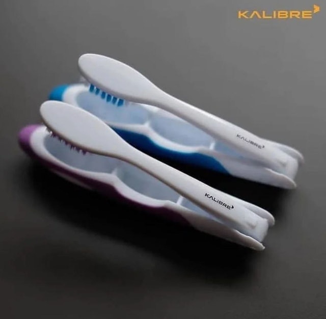 Kalibre Folding Toothbrushes Translation missing: id.activerecord.decorators.item_part_image/alt