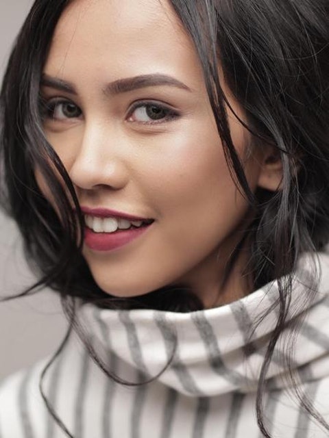 By Lizzie Parra  Lip Coat Translation missing: id.activerecord.decorators.item_part_image/alt