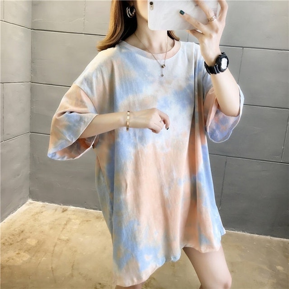Oversized T-shirt Painting Cloud Translation missing: id.activerecord.decorators.item_part_image/alt