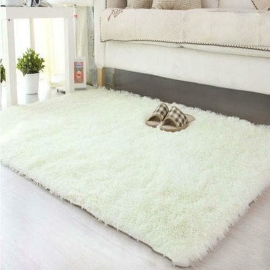 Karpet Bulu Putih Translation missing: id.activerecord.decorators.item_part_image/alt