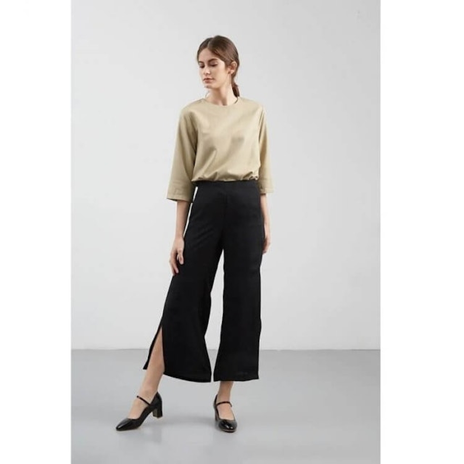 Berrybenka Eliana Pants Black Translation missing: id.activerecord.decorators.item_part_image/alt