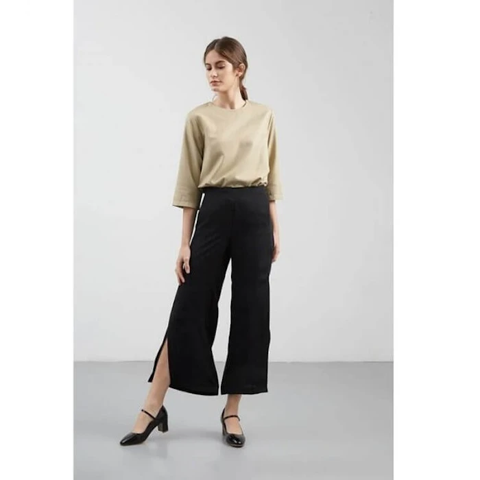 Berrybenka Eliana Pants Black Translation missing: id.activerecord.decorators.item_part_image/alt