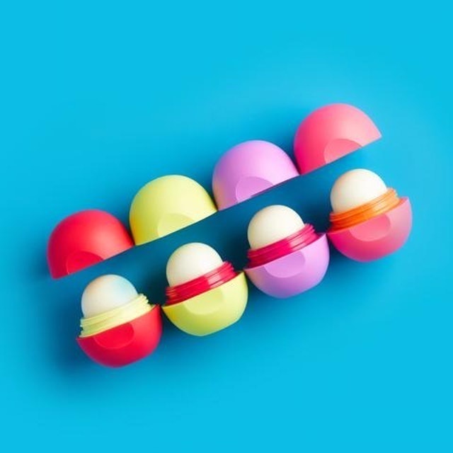 EOS Coconut Milk Lip Balm Translation missing: id.activerecord.decorators.item_part_image/alt