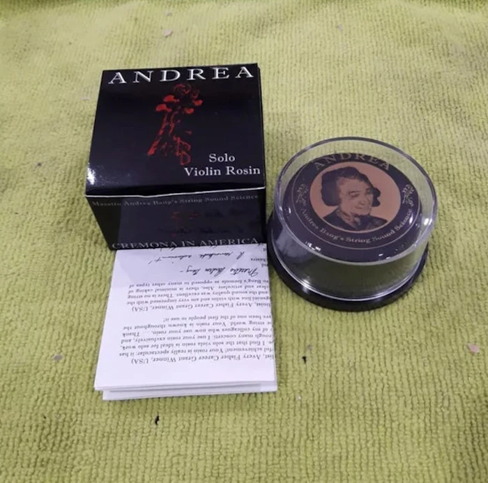 Cremona in America Andrea Solo Violin Rosin Translation missing: id.activerecord.decorators.item_part_image/alt