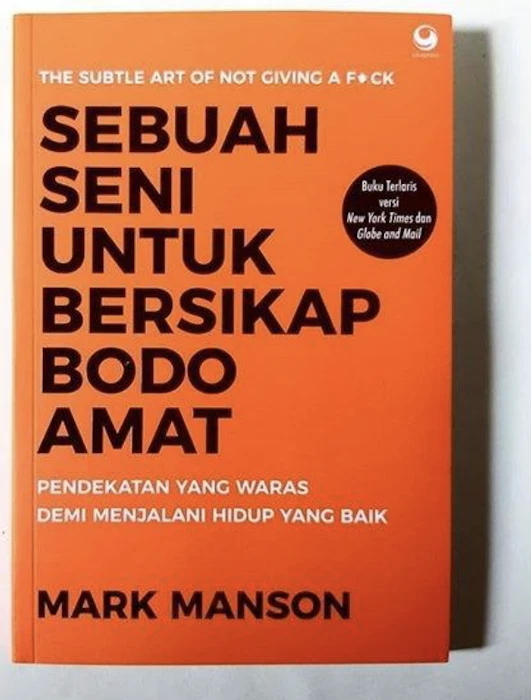 Mark Manson Sebuah Seni untuk Bersikap Bodo Amat Translation missing: id.activerecord.decorators.item_part_image/alt