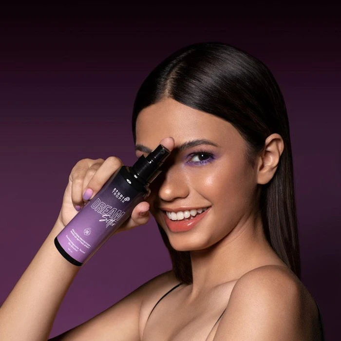 Studio Tropik DreamSetter Make-Up Setting Spray with Pollution Protection Translation missing: id.activerecord.decorators.item_part_image/alt