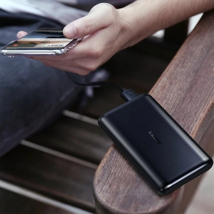 Aukey PB-XN10 Powerbank 10000 mAh USB C & Ai Power Translation missing: id.activerecord.decorators.item_part_image/alt