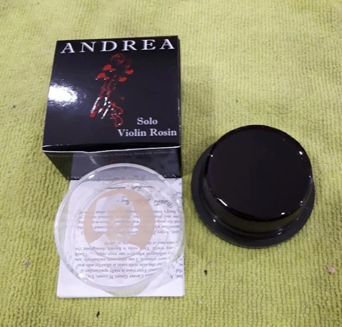 Cremona in America Andrea Solo Violin Rosin Translation missing: id.activerecord.decorators.item_part_image/alt