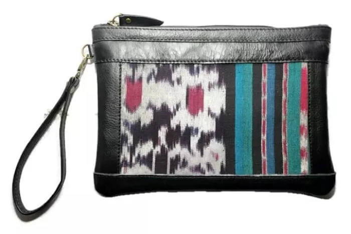 Rafa Tenun Troso Premium Leather Travel Pouch Translation missing: id.activerecord.decorators.item_part_image/alt
