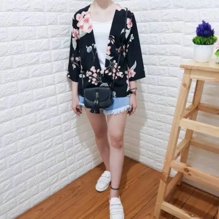 Cardigan Outwear Floral Translation missing: id.activerecord.decorators.item_part_image/alt
