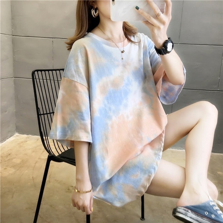 Oversized T-shirt Painting Cloud Translation missing: id.activerecord.decorators.item_part_image/alt