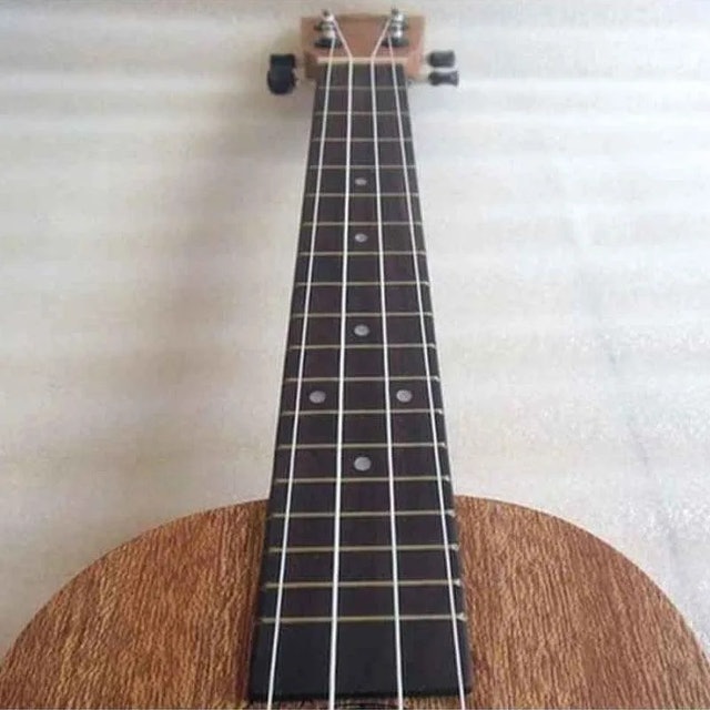 Cowboy Concert Ukulele Translation missing: id.activerecord.decorators.item_part_image/alt